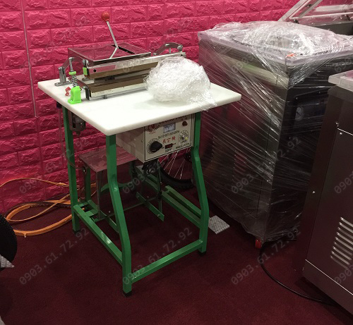 Máy Hút Chân Không Thực Phẩm Có Nước